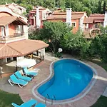 Oeluedeniz Luxurlifevillas 9 Вилла Фетхие