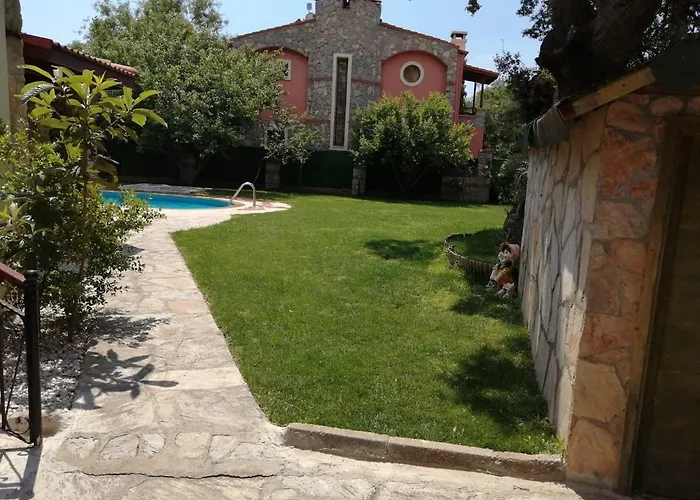 Vila Oeluedeniz Luxurlifevillas 9