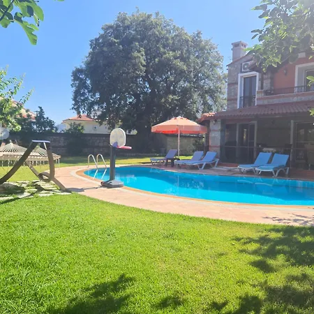 Oeluedeniz Luxurlifevillas 9 וילה